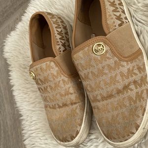 Michael Kors size 5.5